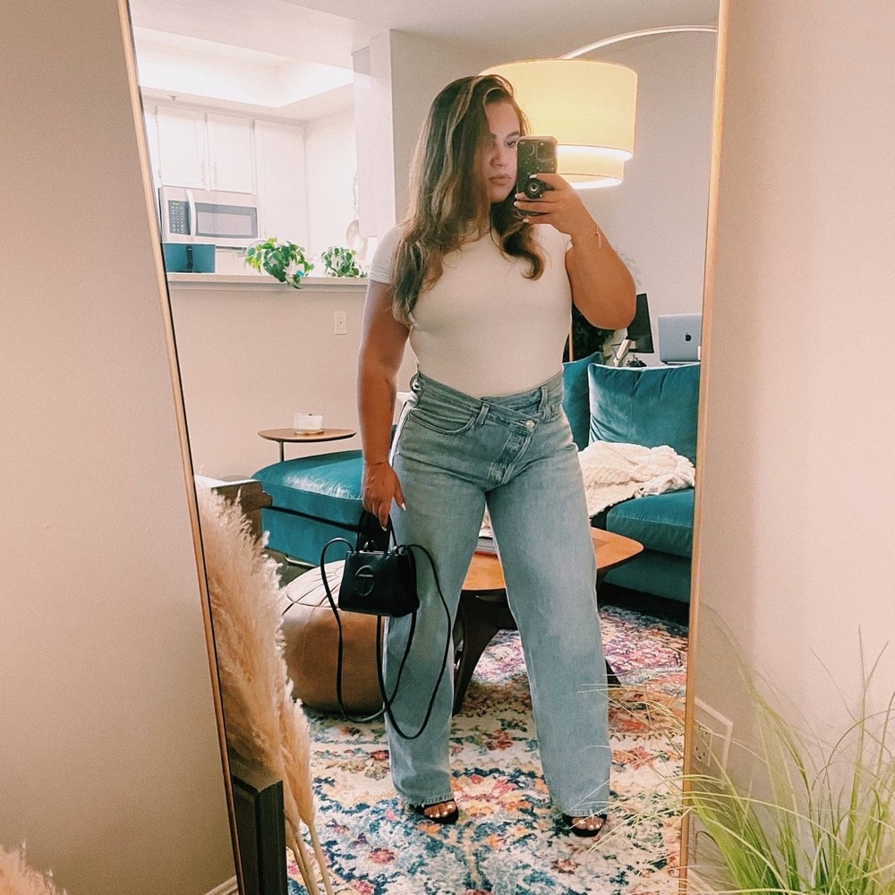 Meet your Posher, Nathaly